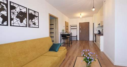 wyposażony apartament dwupokojowy z balkonem