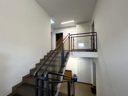 3 pokoje garaż podziemny duży balkon klimatyzacja