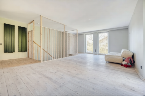Dom 270m2 i Obiekt Usługowo-Medyczny 450m2 ul. Wycieczkowa