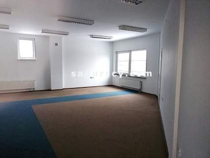 Biuro do wynajęcia, 850 m2, Góra Kalwaria