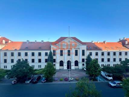 3-pokojowe mieszkanie z dwoma balkonami przy Pl. Grunwaldzkim