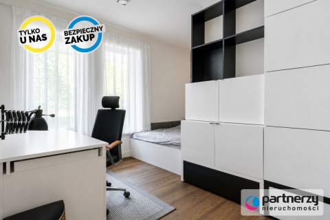 Komfortowe 3-pokojowe -Redłowo - 4 miejscami w hal