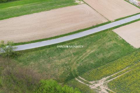 30 ar działek budowlanych, gm. Czernichów