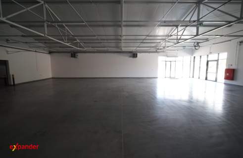 Budynek handlowy na wynajem, Furmany, 460m2, idealny na sklep
