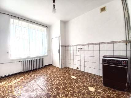 Mieszkanie 52 m w centrum Żor 2 pokoje Do remontu Inwestycja