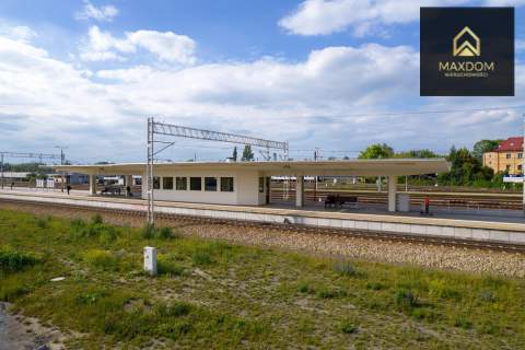 Dwupoziomowe 3 pokoje 2 loggie garaż PKP Metro
