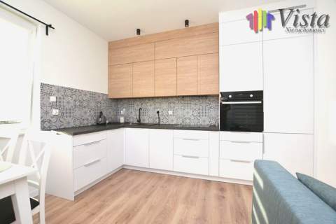2 pokoje w Apartamentowcu, w pełni umeblowane
