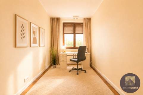 Przestronne 67 m w centrum z garażem i loggią