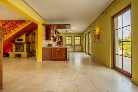 Dom 259m2 -działka 4136m2- Lasów