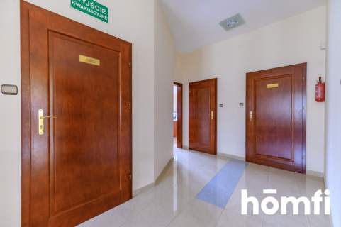 Reprezentacyjny biurowiec 540 m2 Grajewo
