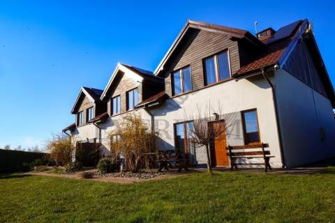 Chłapowo Booking 6 lokali po 55 m2 działka 1423 m2