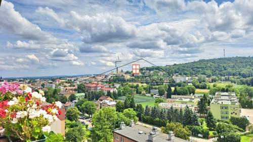Na sprzedaż przestronne mieszkanie o pow. 67,60m2