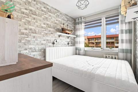 3 pokojowe mieszkanie z balkonem 43m 2 na sprzedaż
