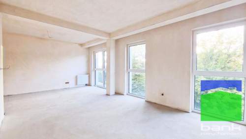 Pabianice - lokal 4 pok. 78,72 m2 ul. Warszawska