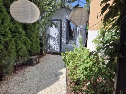 Luksusowy apartament z pieknym ogrodem