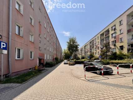 Na sprzedaż mieszkanie 2-pokojowe z balkonem
