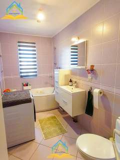 Oferta domu wielorodzinnego z dużą działką, Janki