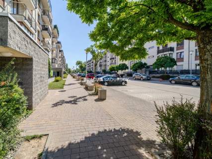 GUSTOWNE, ZADBANE 1-POKOJOWE Z DUŻYM BALKONEM