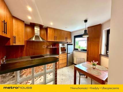 Apartament z dwoma miejscami parkingowymi w cenie
