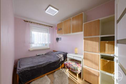 BIAŁOŁĘKA 45m2 2 POKOJE LOGGIA 2005r.