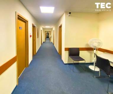 Biuro 300m ,Wola,gabinety open space,Parking