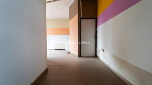 Lokal przy placu Bieńczyckim, Kraków Bieńczyce