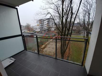 Kawalerka z oddzielną kuchnią loggią i garażem