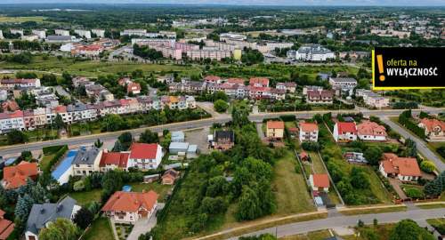 Funkcjonalny dom na 11 Listopada w Staszowie