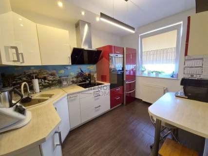 4 pokoje dwupoziomowe- 79,14 m po remoncie