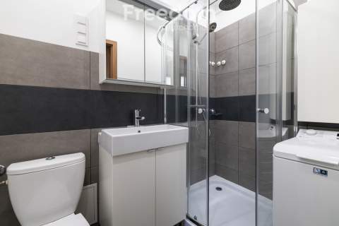Gotowe do wprowadzenia 2 pokoje balkon kom.lok