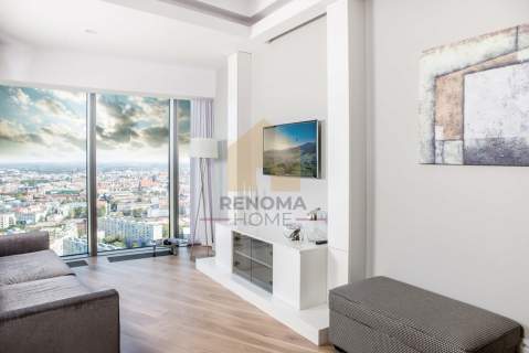 Unikatowy Apartament 56,4m2 31 piętro SkyTower