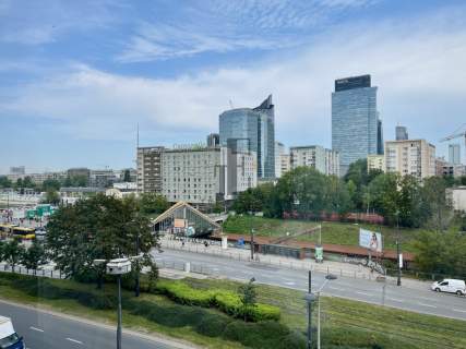 Plac Zawiszy Inwestycyjne Balkon Piwnica