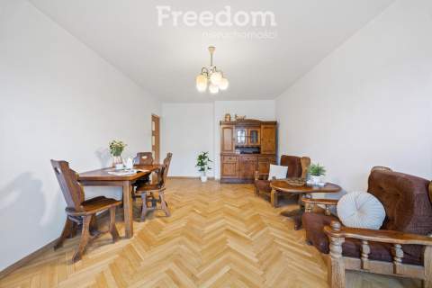 Na sprzedaż mieszkanie przy stacji metra Wierzbno