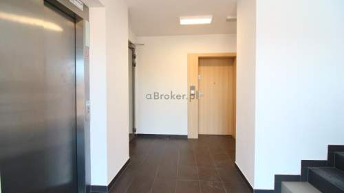 ul.Konopnickiej, Centrum Studio z ogródkiem