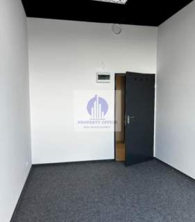 Włochy lokal biurowy 40,70 m2 do wynajęcia