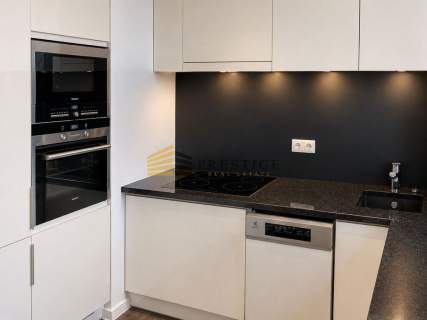 Last Floor Prestige Apartment Security 24/7