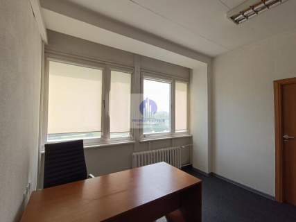 Praga Południe lokal biurowy 27,70 m2 do wynajęcia