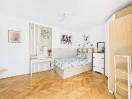 Metro Balkon 11m2 Do wejścia