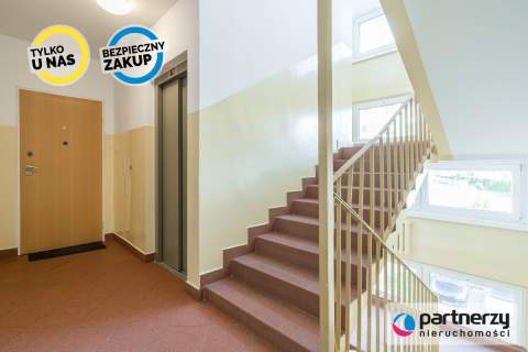 Słoneczne Duży balkon Zielony widok