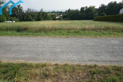 Działka budowlana 1012 m2, z fundamentami I Opoka Nieruchomości