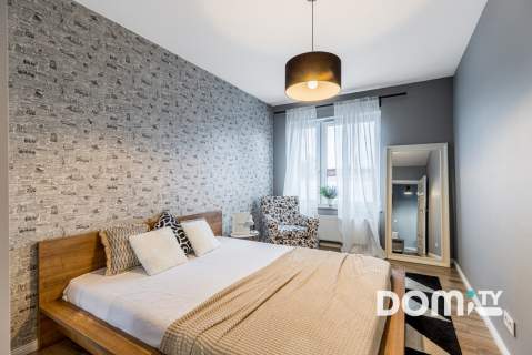 Nowoczesne mieszkanie, balkon, zielona okolica