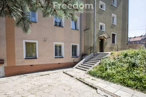 Mieszkanie 2-pokojowe w centrum Brzegu parter