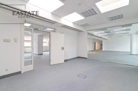 Prestiżowe biuro 331 m w Krzywym Domku Taras