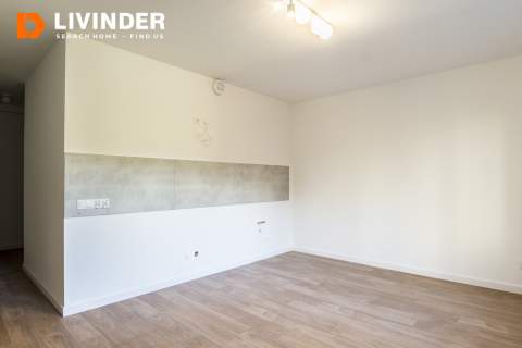 2 POKOJE UGOREK PARKING KOMÓRKA 33 M 