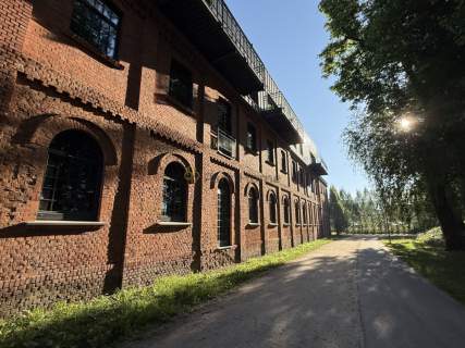 Niepowtarzalne wnętrze Loftowy lokal w centrum 