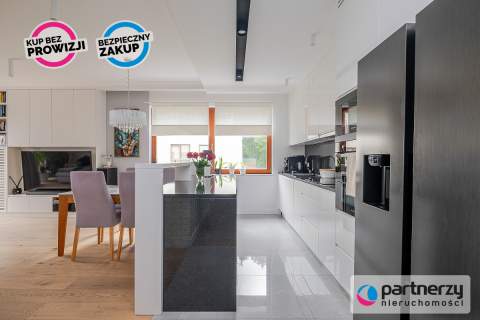 Apartament na zamkniętym osiedlu w Gdyni