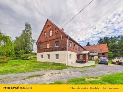 Dom wielopokoleniowy na 68 arach
