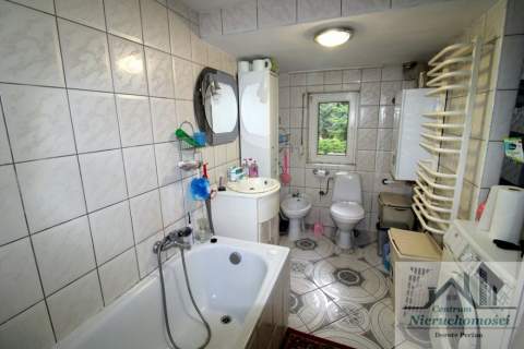 Dom 100 m2 z dużym ogrodem