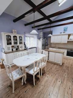 Dom o powierzchni 240m2, działka 1700m2, Wolica