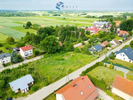 Idzbark-58 sekundy spaceru do Szkoły i Przedszkola